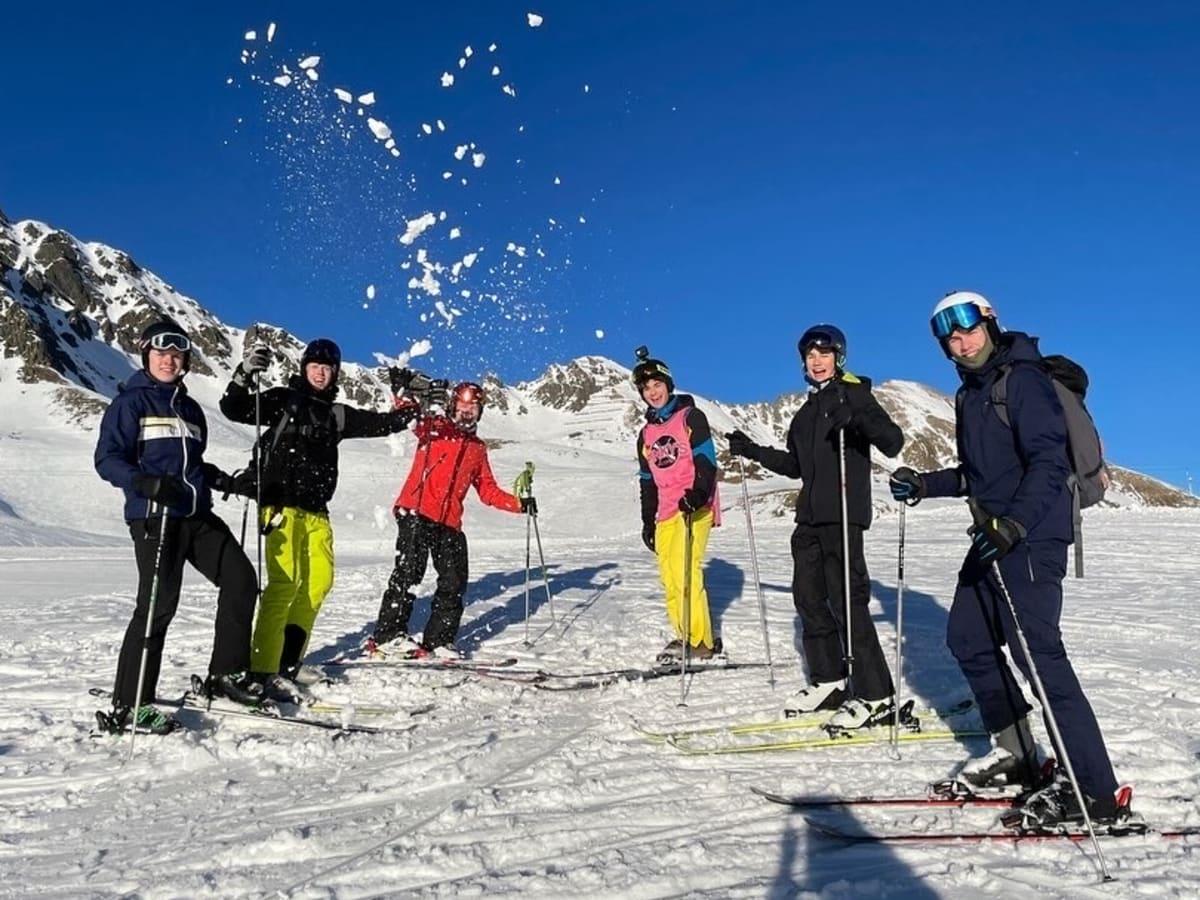 Ski equipment rental